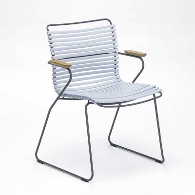 Chaise Click dusty light blue avec accoudoirs bambou - Houe