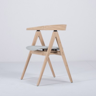 Chaise Ava chêne & tissu bleu-gris - Gazzda
