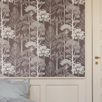 Papier peint Katie Scott Arbres acajou - Ferm Living