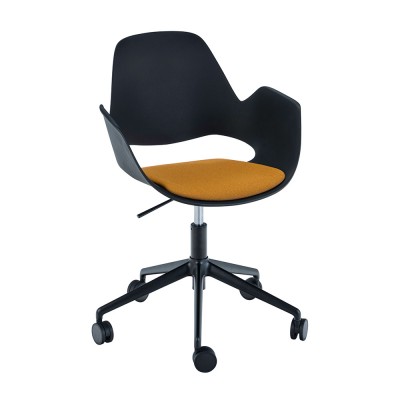 Chaise Falk rembourrée moutarde avec accoudoirs et piètement pivotant 5 branches à roulettes noir - 
