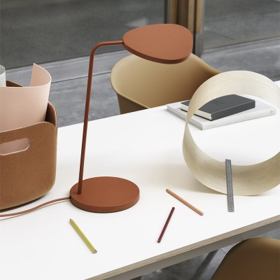 Lampe de table Leaf brun cuivre - Muuto