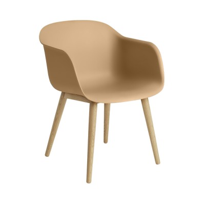 Chaise avec accoudoirs Fiber composite bois et plastique ocre & piètement bois - Muuto